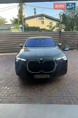 Седан BMW 7 Series 2024 в 