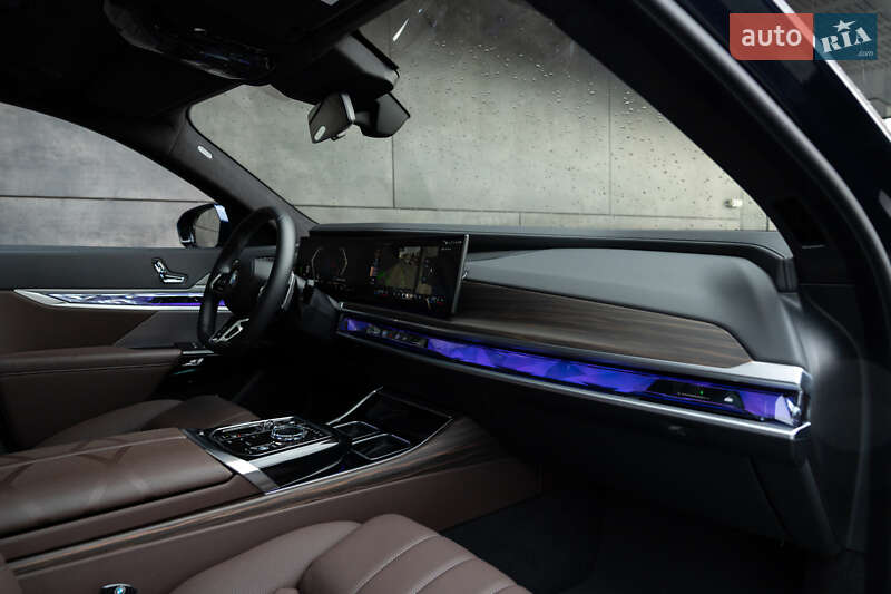 Седан BMW 7 Series 2023 в Києві