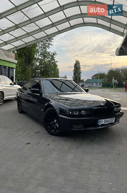 Седан BMW 7 Series 2000 в 