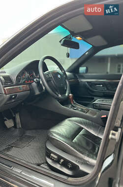 Седан BMW 7 Series 2000 в 