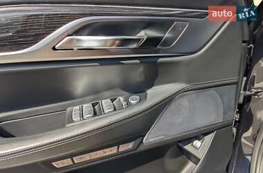 Седан BMW 7 Series 2016 в 