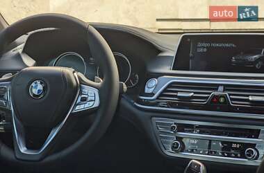 Седан BMW 7 Series 2016 в 
