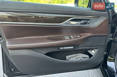 Седан BMW 7 Series 2016 в 