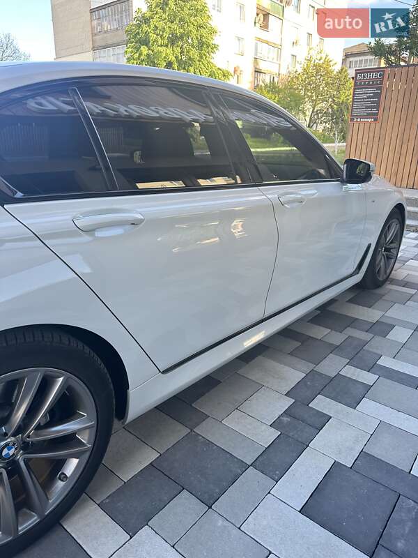 Седан BMW 7 Series 2016 в Рівному