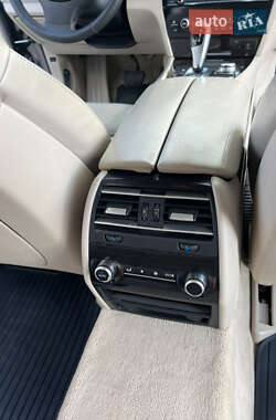Седан BMW 7 Series 2010 в 
