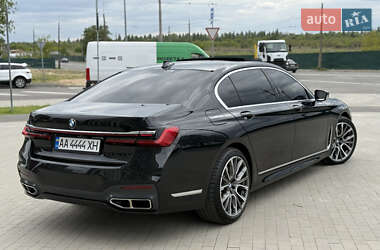 Седан BMW 7 Series 2019 в 