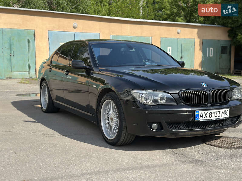 Седан BMW 7 Series 2005 в 