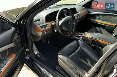 Седан BMW 7 Series 2005 в 