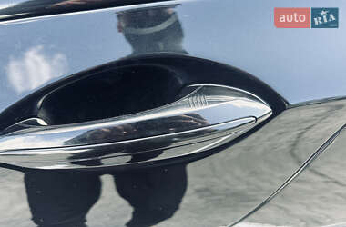 Седан BMW 7 Series 2010 в 