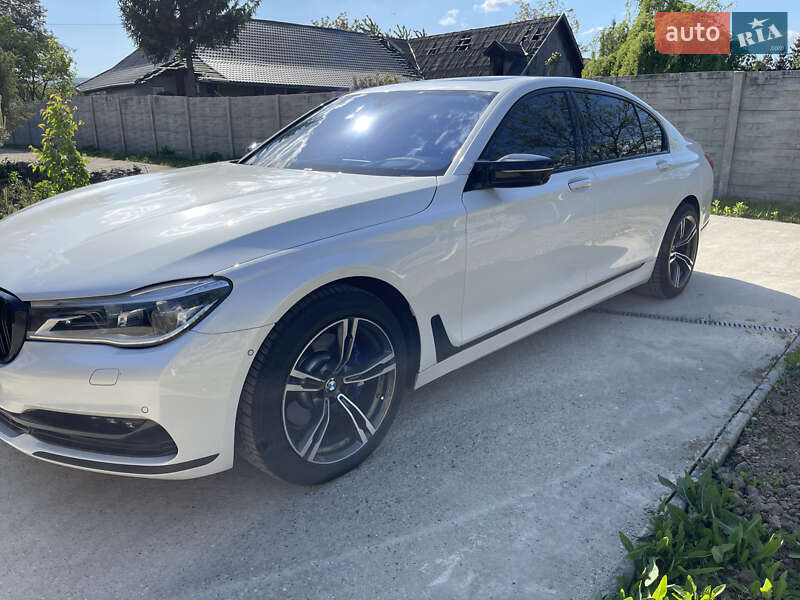 BMW 7 Series 2016