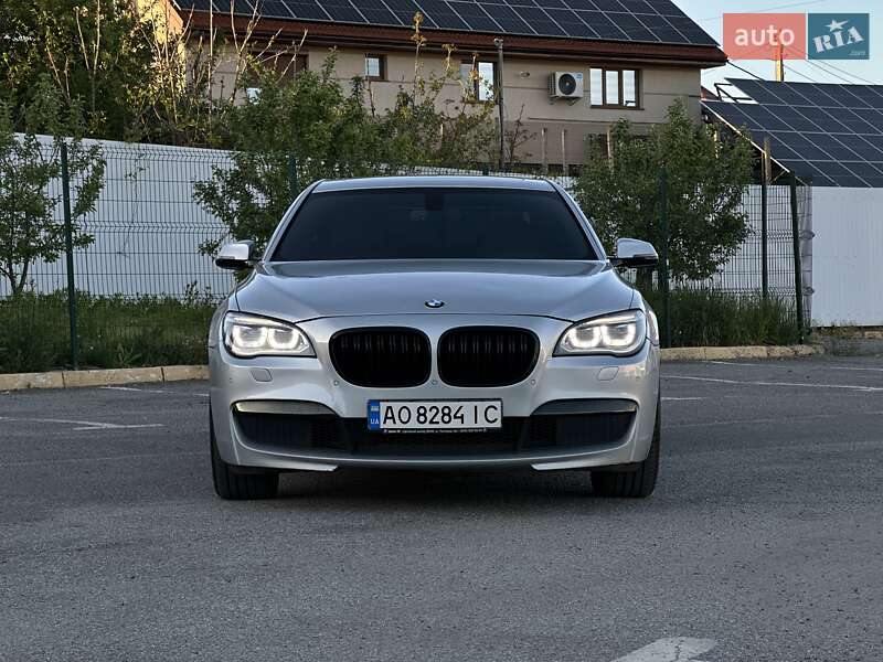 Седан BMW 7 Series 2015 в Ужгороде