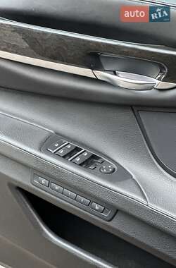 Седан BMW 7 Series 2014 в 