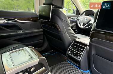 Седан BMW 7 Series 2018 в 