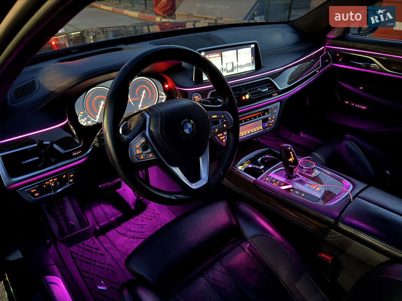 Седан BMW 7 Series 2015 в Вінниці
