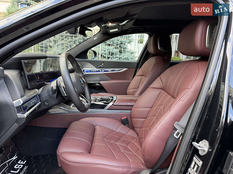 Седан BMW 7 Series 2023 в Києві