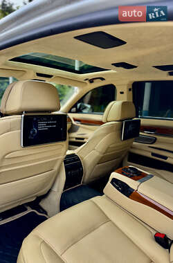 Седан BMW 7 Series 2013 в 