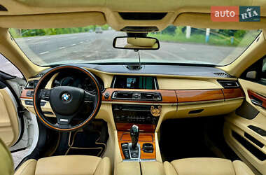 Седан BMW 7 Series 2013 в 