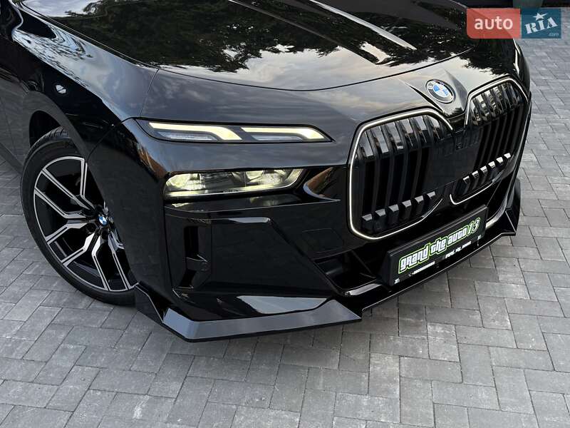 Седан BMW 7 Series 2024 в Киеве