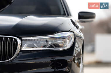 Седан BMW 7 Series 2018 в 