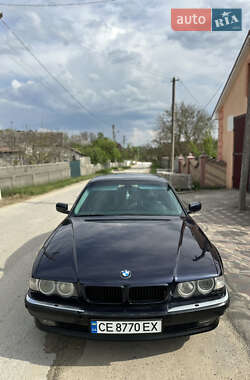 Седан BMW 7 Series 2000 в 