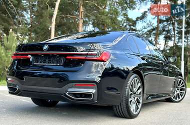 Седан BMW 7 Series 2022 в 