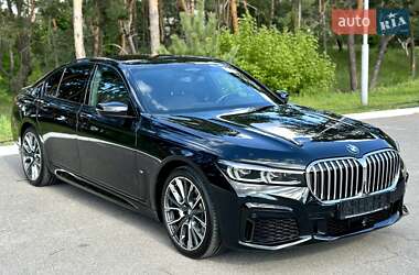 Седан BMW 7 Series 2022 в 
