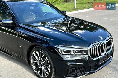 Седан BMW 7 Series 2022 в 