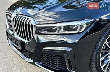 Седан BMW 7 Series 2022 в 