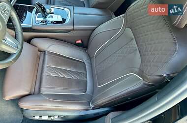 Седан BMW 7 Series 2022 в 