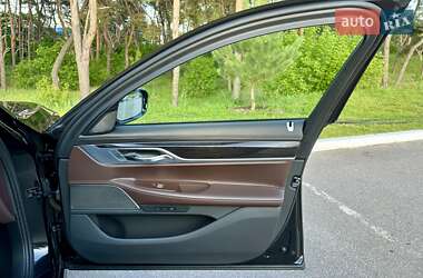 Седан BMW 7 Series 2022 в 