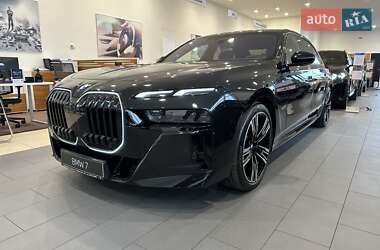 Седан BMW 7 Series 2024 в 