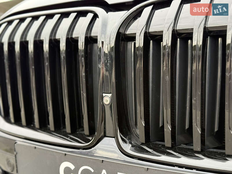 Седан BMW 7 Series 2019 в Києві