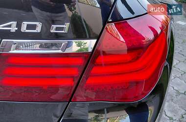 Седан BMW 7 Series 2012 в 