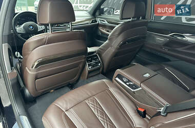 Седан BMW 7 Series 2021 в 