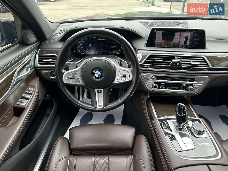 Седан BMW 7 Series 2021 в Киеве