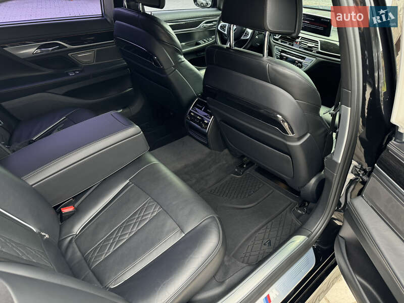 Седан BMW 7 Series 2016 в Львове фото 20 Седан BMW 7 Series 2016 в Львове