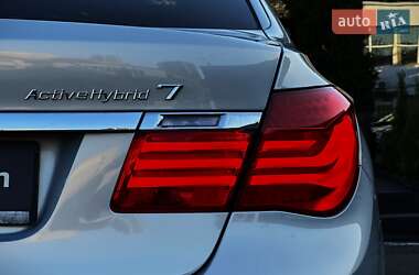 Седан BMW 7 Series 2010 в 