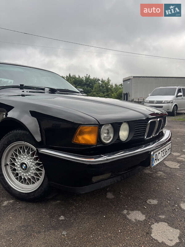 BMW 7 Series 1992
