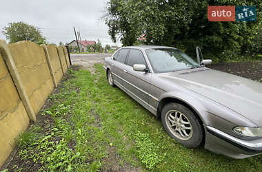 Седан BMW 7 Series 2000 в 