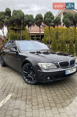 Седан BMW 7 Series 2007 в Новояворовске