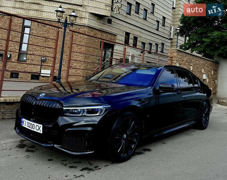 Седан BMW 7 Series 2016 в 
