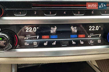Седан BMW 7 Series 2016 в 