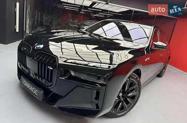 Седан BMW 7 Series 2024 в 