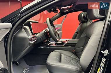 Седан BMW 7 Series 2024 в 