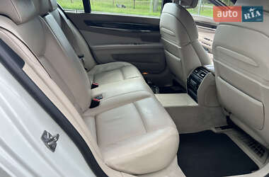 Седан BMW 7 Series 2011 в 
