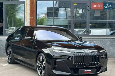 Седан BMW 7 Series 2023 в Киеве