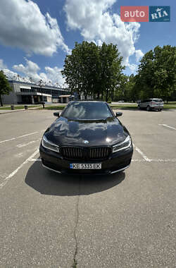 Седан BMW 7 Series 2017 в Кривом Роге