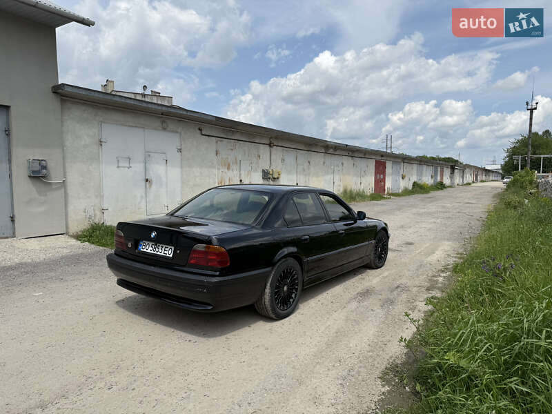 Седан BMW 7 Series 1996 в Тернополе