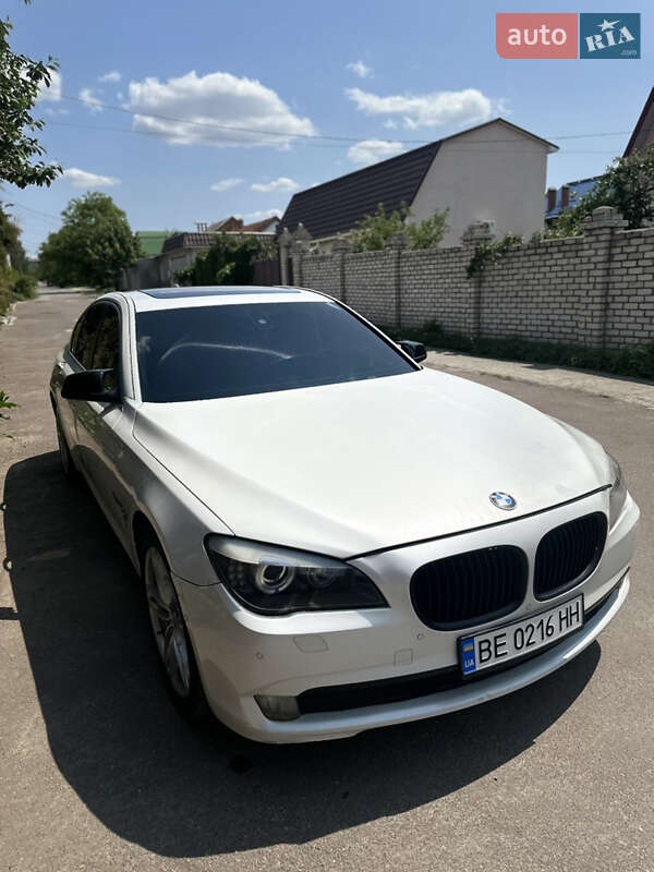 Седан BMW 7 Series 2010 в Миколаєві