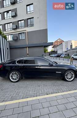 Седан BMW 7 Series 2011 в 